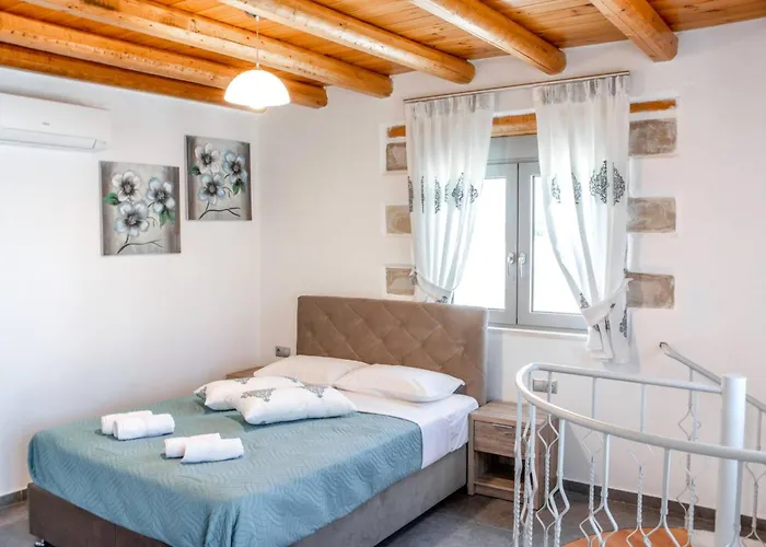 Nyaraló Marilena Natural Stone House, By Hellocrete Réthimno