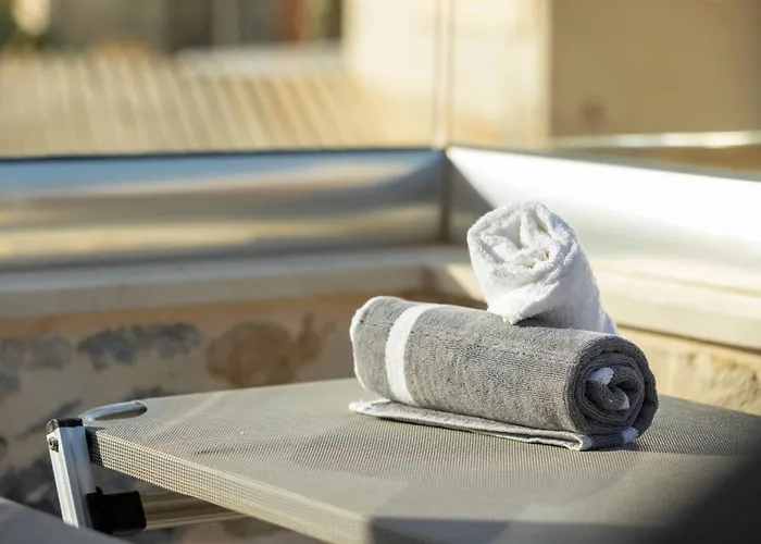 Marilena Natural Stone House, By Hellocrete *